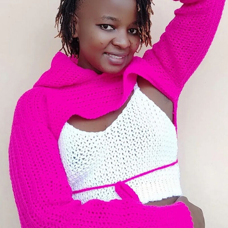 DOREA CROP HOODIE